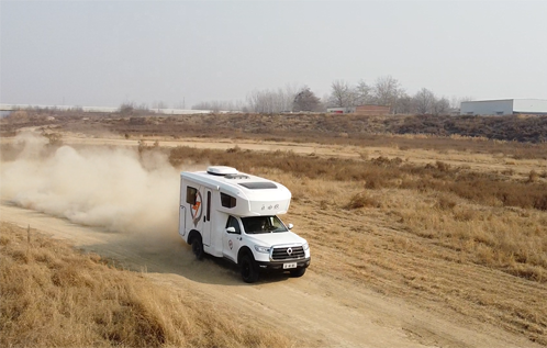 自由炮自動(dòng)檔、四驅(qū)房車(chē)，值得選擇